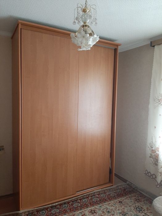 Срочно продам шкаф б/ у