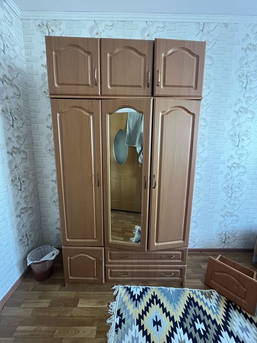 Продам шкаф и комод