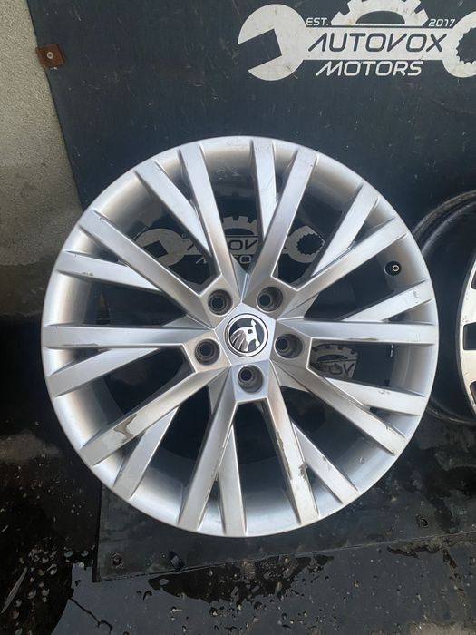 Janta aliaj 18" Skoda Superb 3