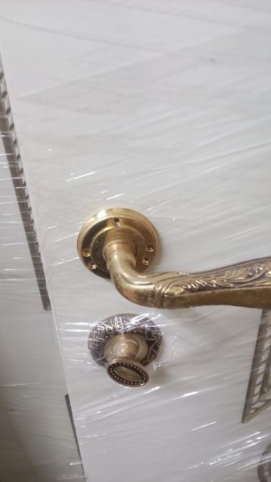 Ағаш есіктер сатылады