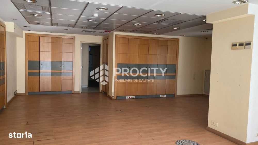 Bulevardul Independentei spatiu comercial in suprafata de 522 mp .