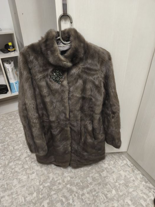 Продаю шубу норковую
