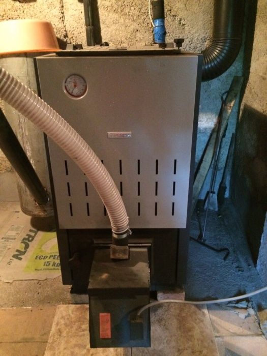 Пелетна горелка и котел