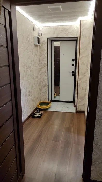 Чиланзар 23 квартал 2в3/1/5 Кирпичный дом, балкон 2*6