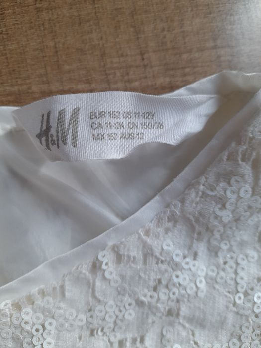 Официална рокля H&M за момиче на 11 години