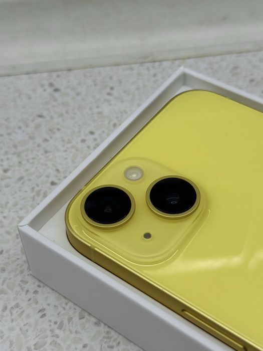 Iphone 14 Жълт - отличен
