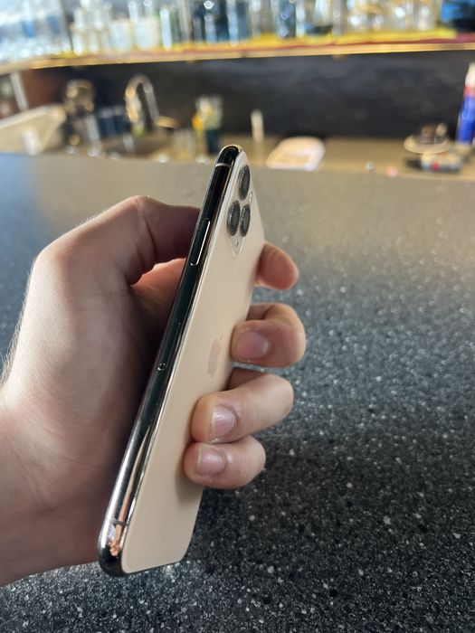 Iphone 11pro gold