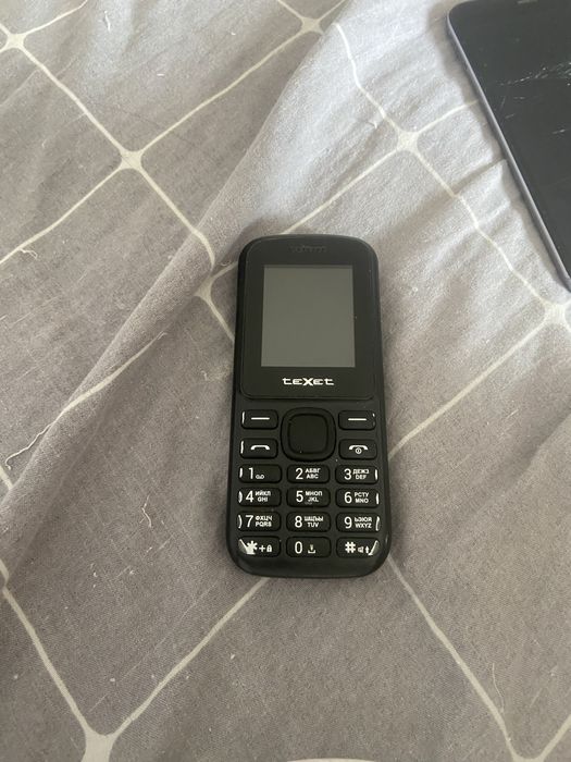 Продам 2 телефона