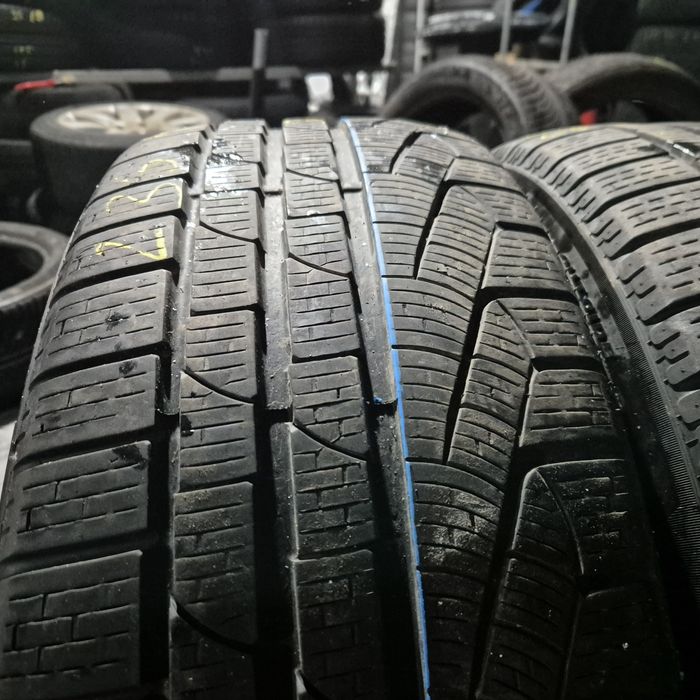 235 45 20 Pirelli m+s