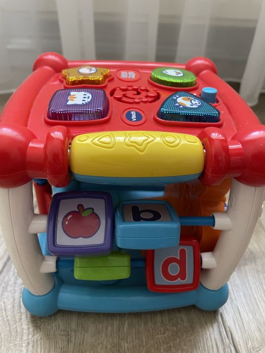Jucarie Interactiva Bebelusi Vtech Cubul Magic In stare buna