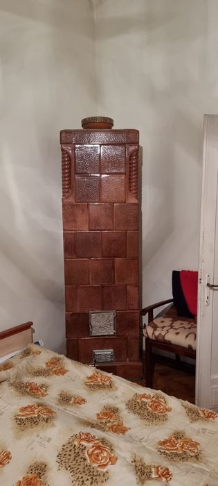 Vând apartament interbelic, 98.24 mp, etaj 1, inaltime 3.8m, două balcoane, str Horea.