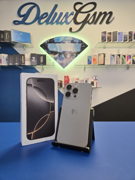 Iphone 16 Pro / Natural/Black / DeluxGSM