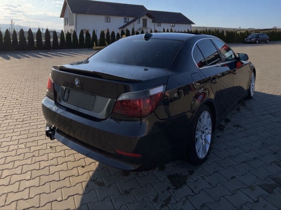 Vand bmw e60 525d 177cp dusa la 270+