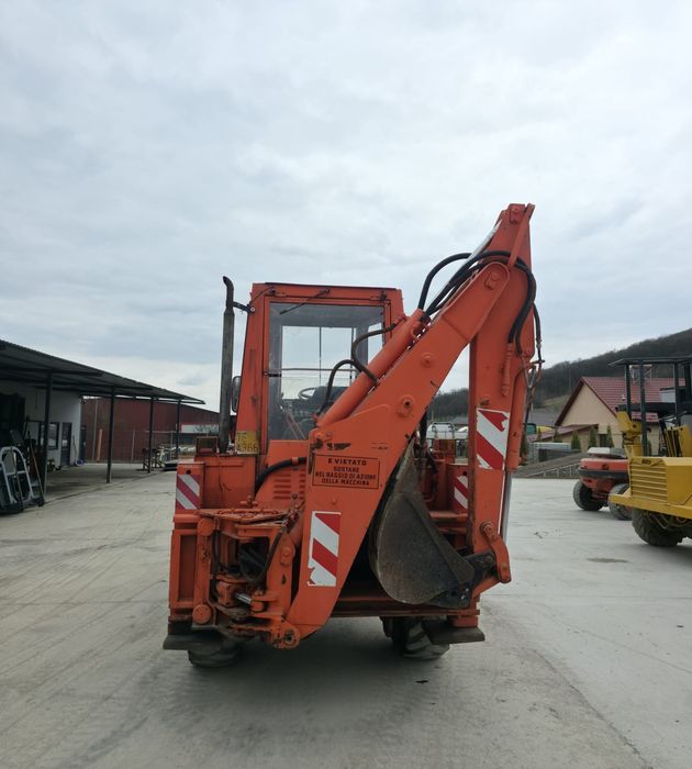 Vand buldoexcavator  Fai-Komatsu