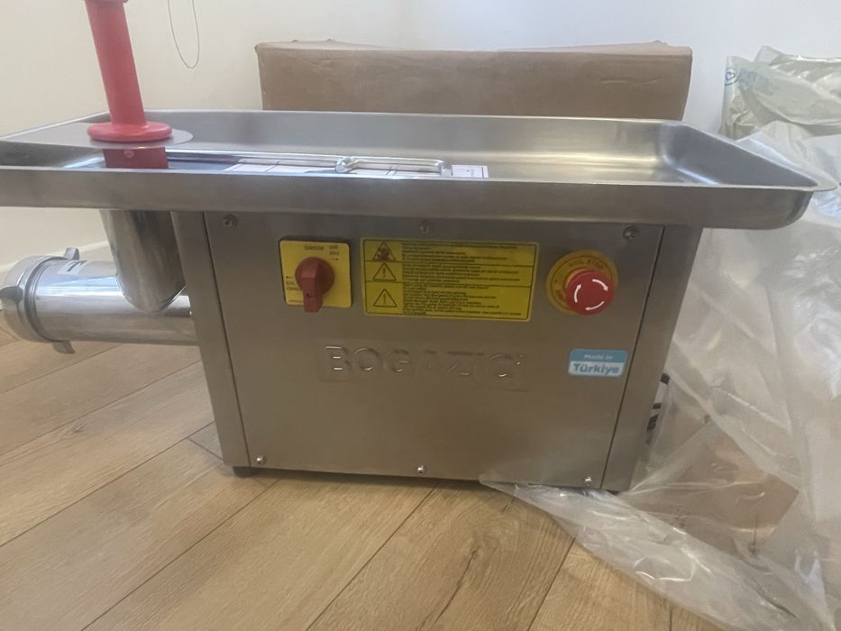 Masina de tocat caree