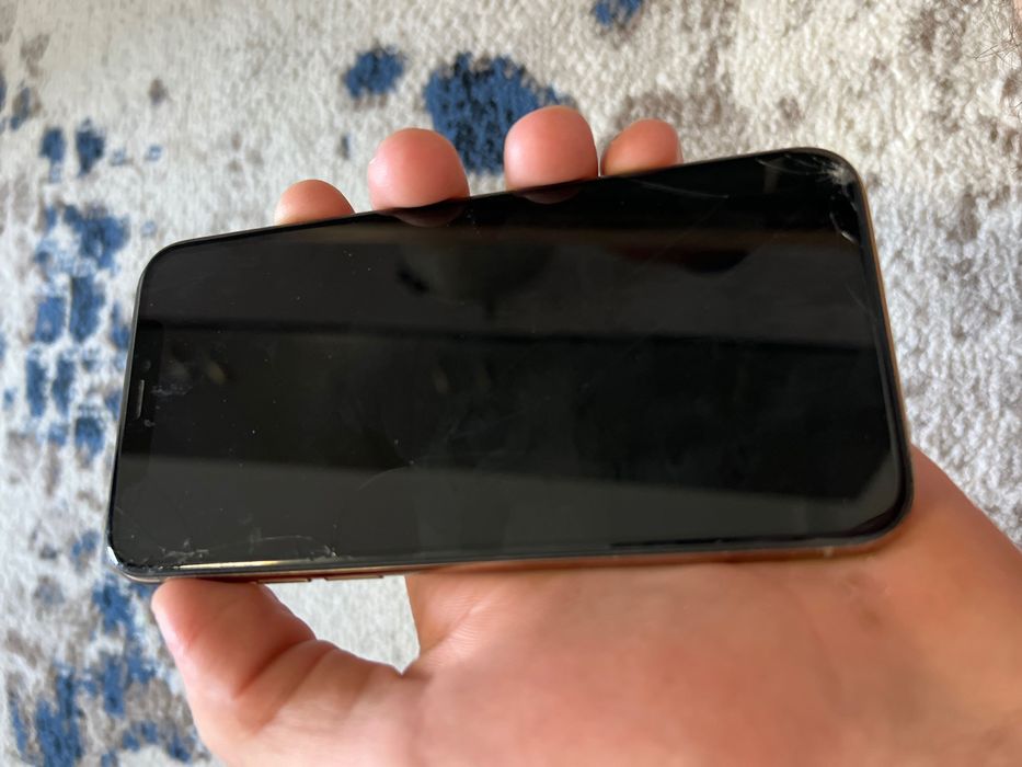 Iphone11pro sotiladi