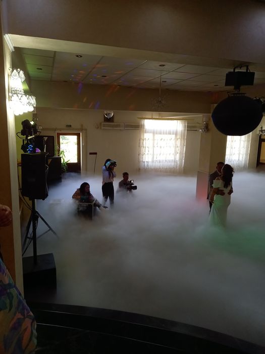 Dj,Sonorizare profesionala,lumini,Fum greu,foto-video