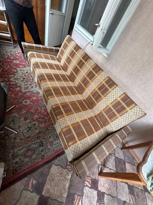 Продам диван шкаф тумбочка стенка для посудыдля одежды в нормальном со