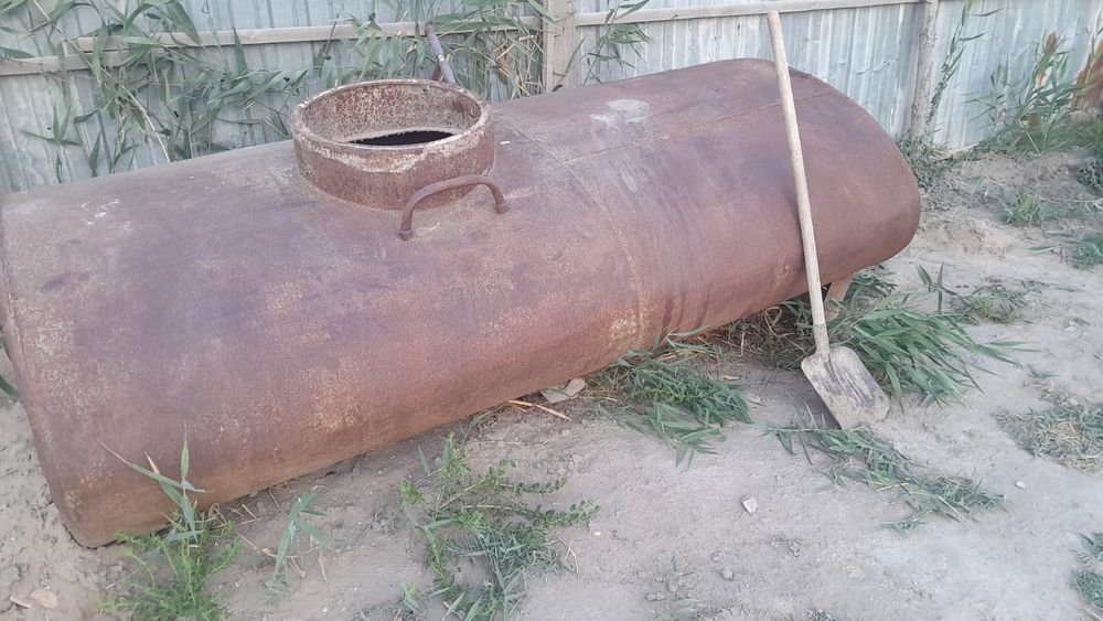 Емкость сатылады 1.8 тонналык егынге