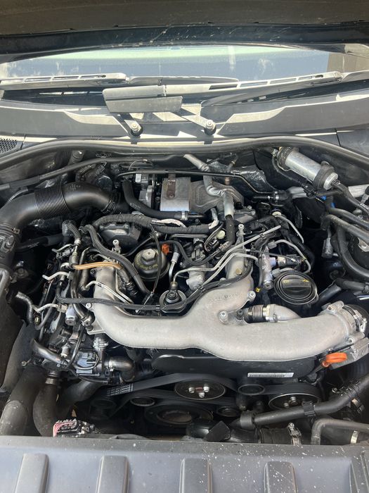 Kit injectie Audi Q7 Touareg 7L  3.0 TDI CAS CASA 059130277AR injectoare pompa rampa 2008-2015