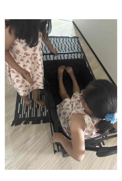 Продаем тележку коляску универсальную