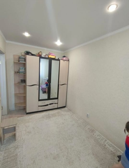 Продам 2 ком квартиру с ремонтом