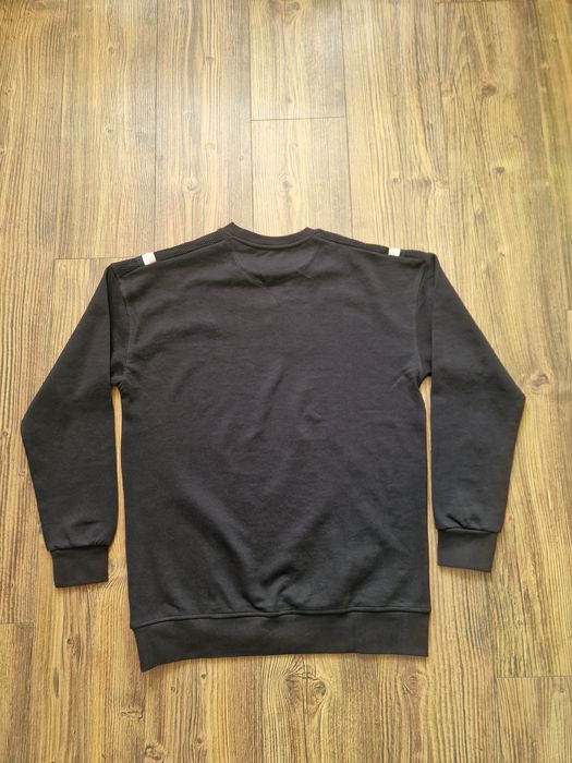 Страхотна мъжка блуза суитчър размер S M L XL 2XL нов с етикет най вис