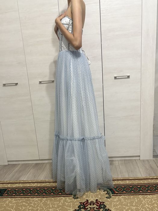 Платье вечернее голубого цвета