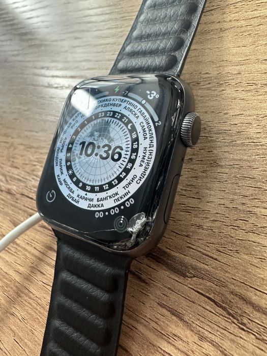 Продам apple watch 4 44mm
