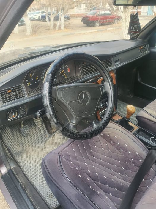 Мерседес 190 обем 2
