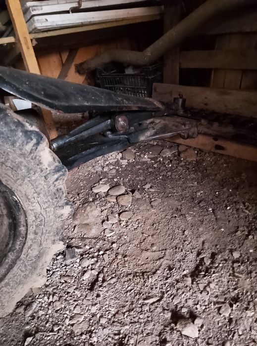 Vând cositoare/ motocositoare Carpatina, funcțională 2300 lei  fix.