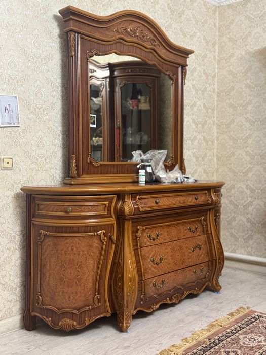 Гарнитур комплект со стульями