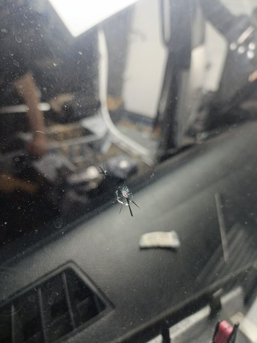 Ремонт лобовых стекл