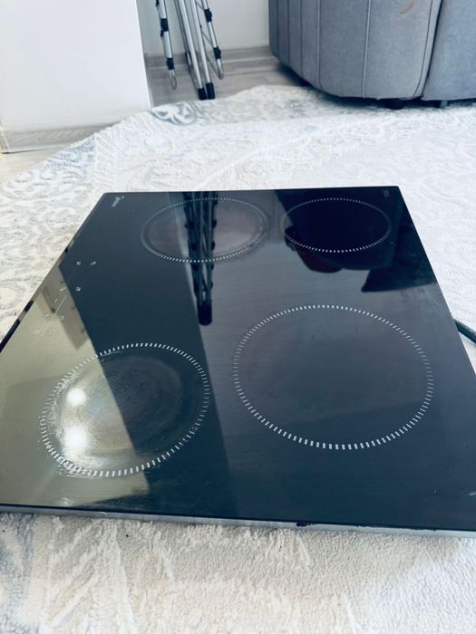 Варочная поверхность, плита Midea