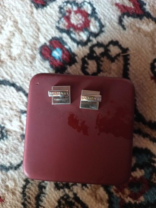 Запонки BVLGARI кто понимает бренд тот поймет