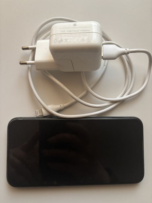iPhone 11 Pro 64 GB cu Adaptor 10W USB Power
