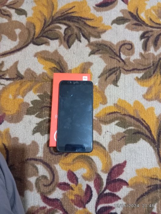 RedMi 6A karobkasi bor