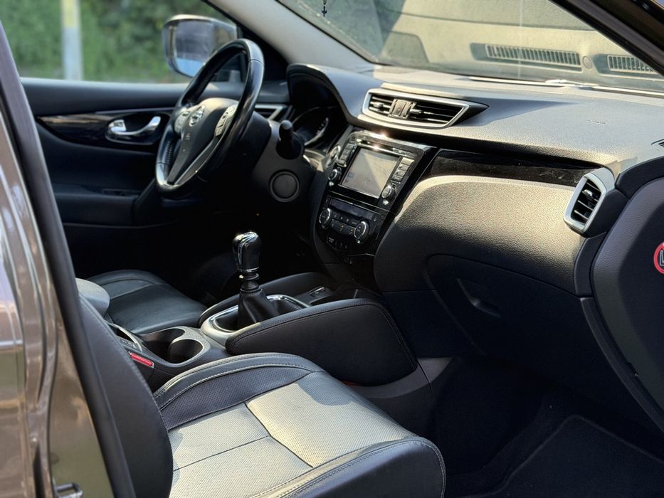 Nissan Qashqai 2016 si in Rate