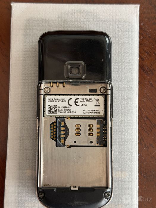 Nokia 8800_ Arte