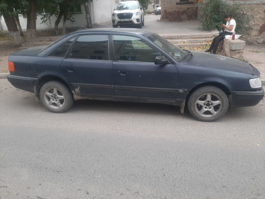 Продам Ауди 100 С4