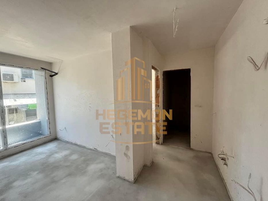 Продава се Двустаен апартамент в Варна, Аспарухово - 52 кв.м за 1443 €/кв.м - Снимка #1