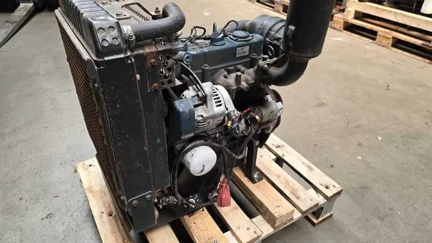 Motor complet Kubota D902 - Piese motor Kubota