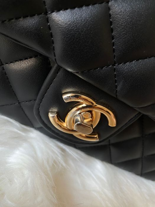 Geanta de umăr neagră