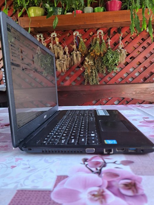 Laptop Acer Aspire 15.6" Intel Pentium | Windows 10 | Perfect Funcțional | Încărcător Inclus