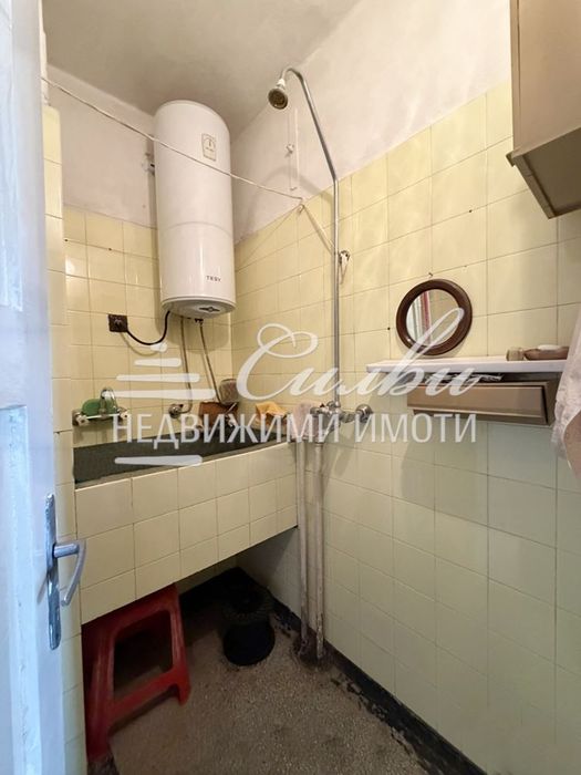 Четиристаен ТУХЛЕН апартамент в района на РУМ!