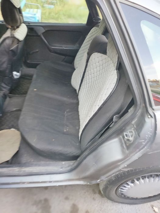 Опель вектора а хетчбэк 1993