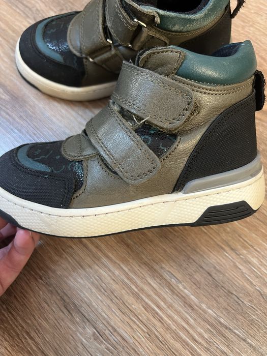 Демисезонные ботинки