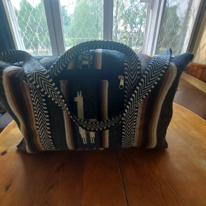 ВЪЛНЕН САК                              .