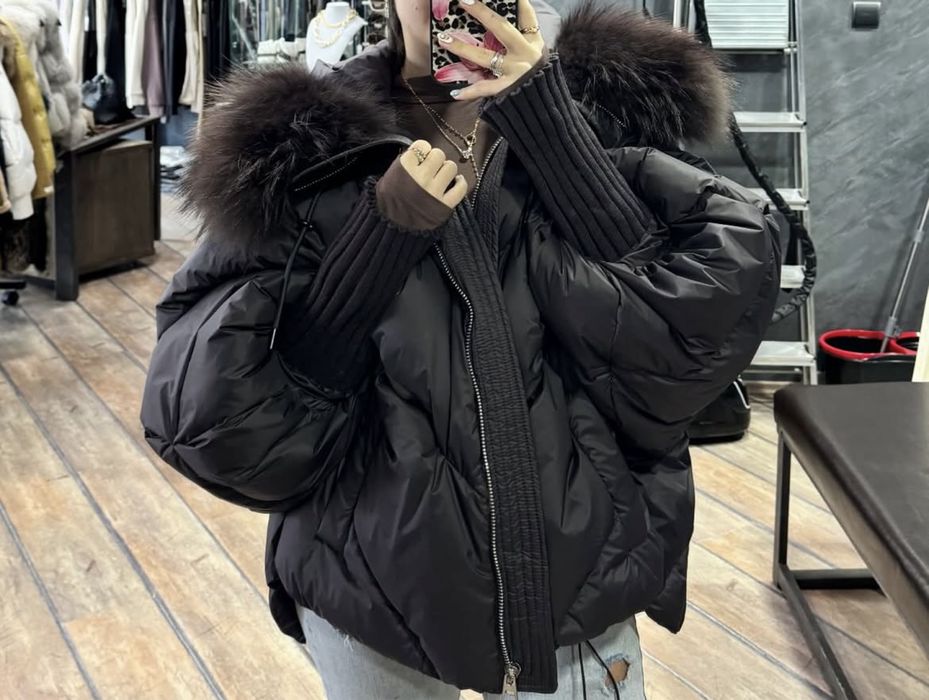Дамско яке с естесвен пух - 125 евро