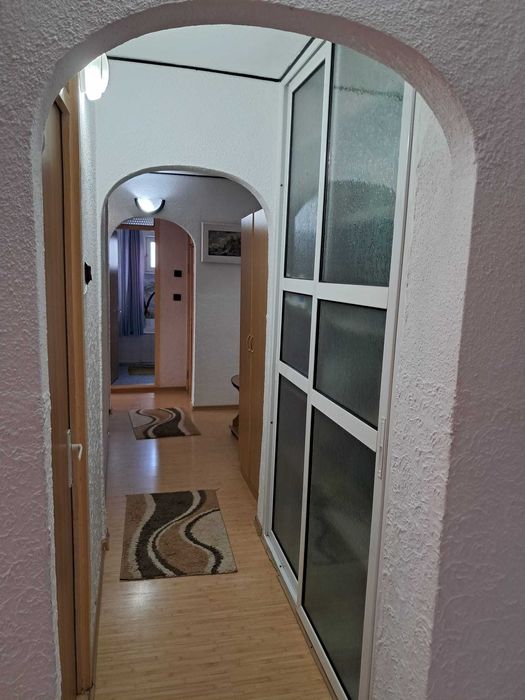 Apartament 3 camere, 2 băi, 73 mp – Zona Școlii 11, Tecuci – Etaj 3